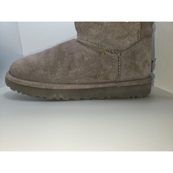 Women's UGG Constantine (1018629) Gray Suede Boots Size 8 EU 39 - Picture 3 of 16